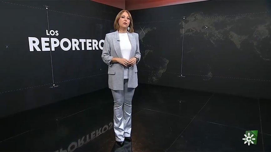 ①Los reporteros 「La huella andaluza sigue via en Nagasaki」②Fe cristiana en Japón
