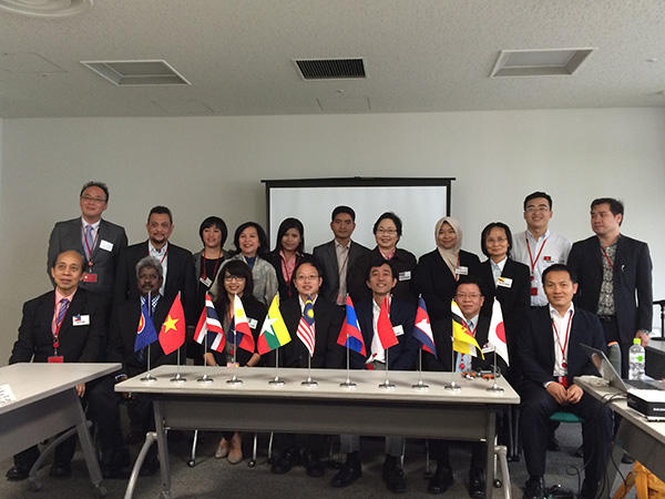 ASEAN加盟国から9か国約20名が参加